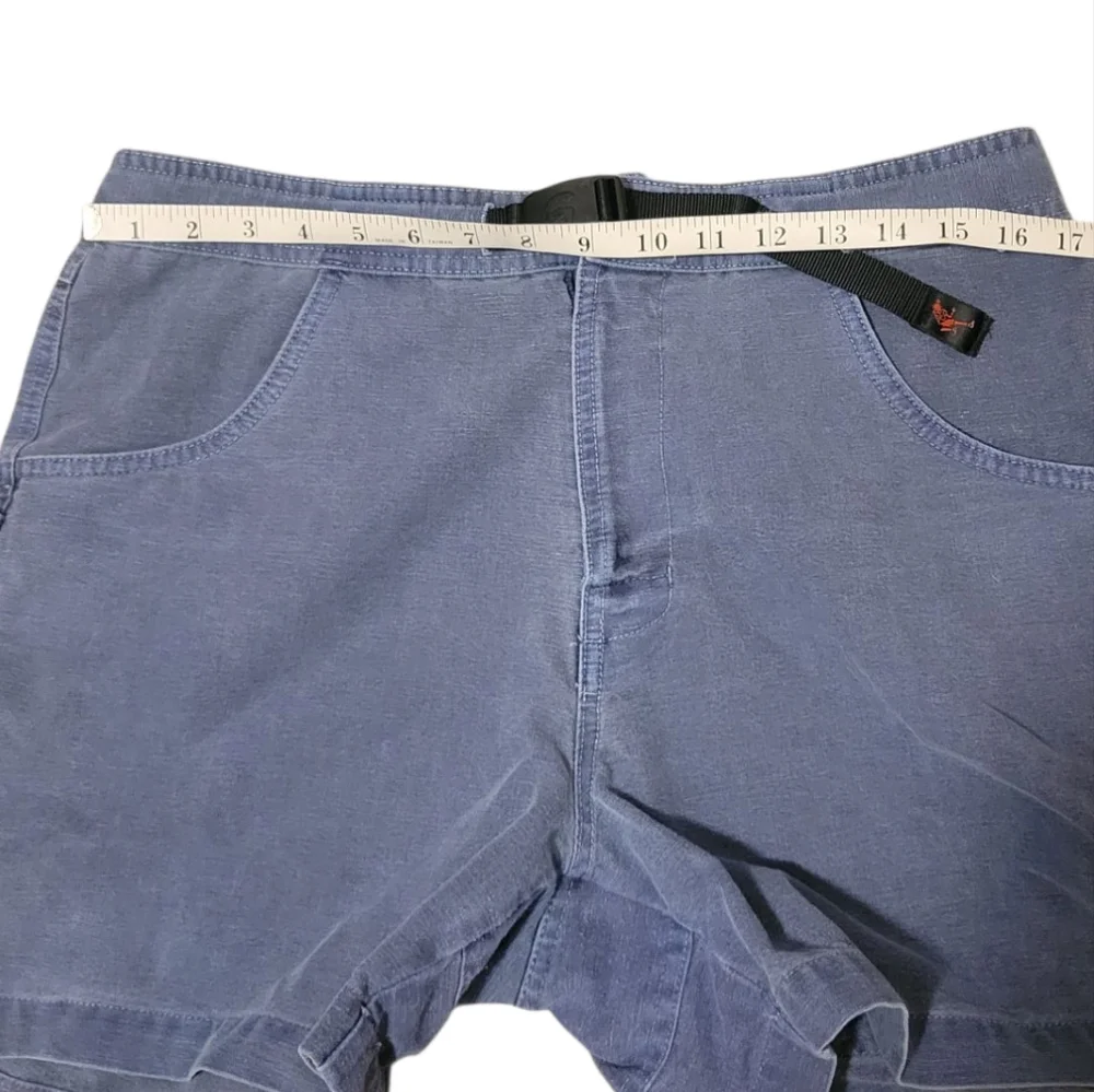 Vintage Gramicci Women's Blue Shorts with Built-In Belt